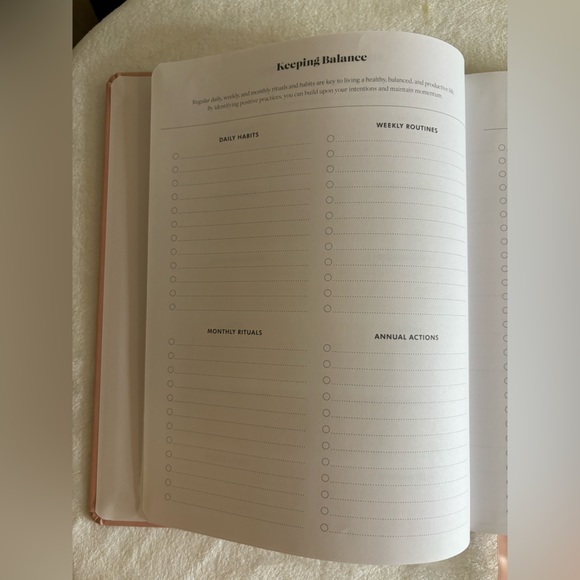 THE EVERYGIRL for DAY DESIGNER Planner Open-Dated (NWT) - Picture 6 of 11